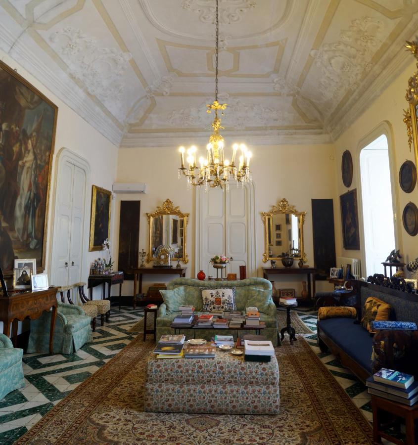 Palazzo Bernardini Suites Lecce Exterior foto