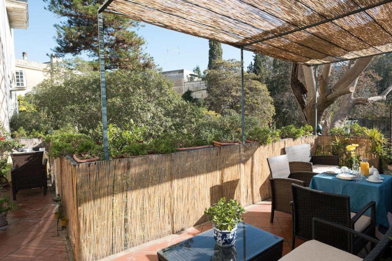 Palazzo Bernardini Suites Lecce Exterior foto
