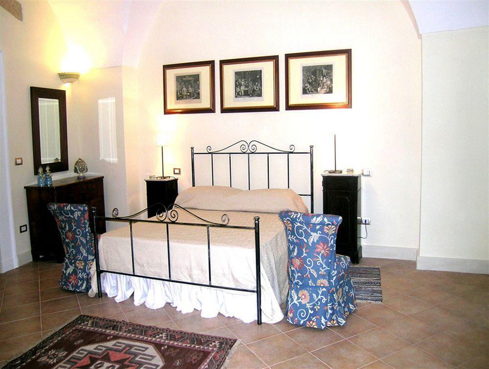 Palazzo Bernardini Suites Lecce Exterior foto