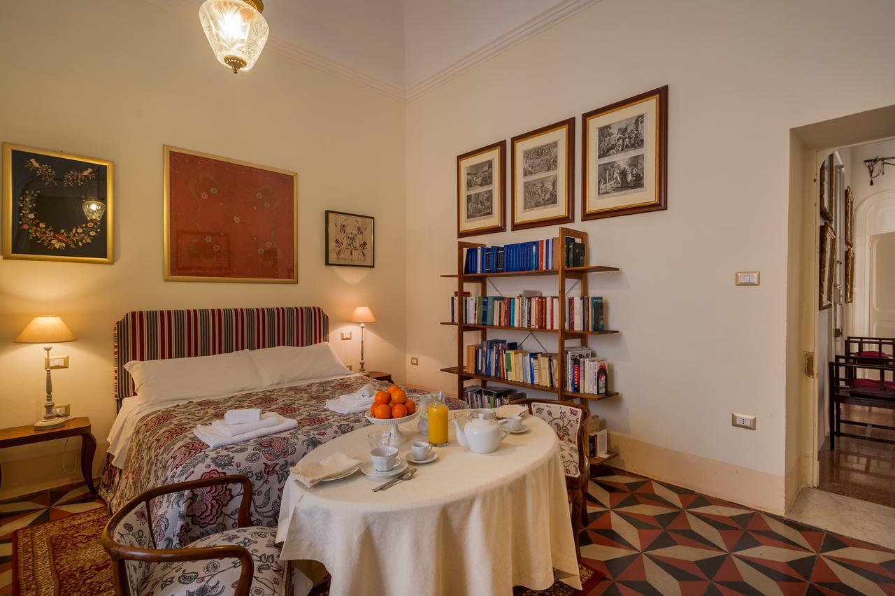 Palazzo Bernardini Suites Lecce Exterior foto