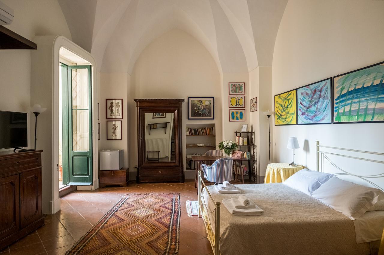 Palazzo Bernardini Suites Lecce Exterior foto